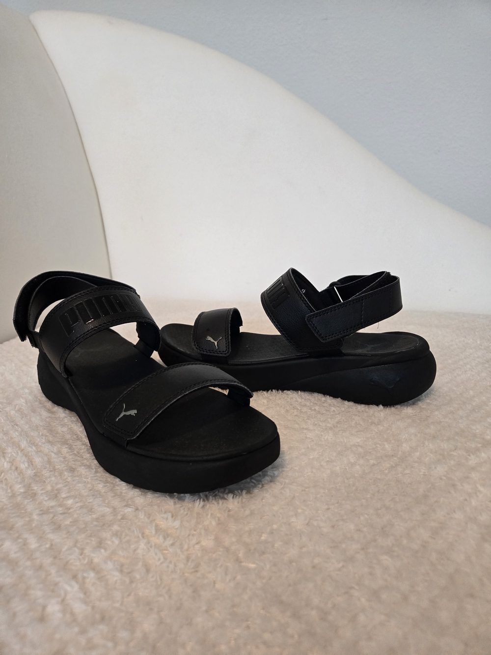 Puma Black Women's Sport Sandals with Velcro Straps Size 8